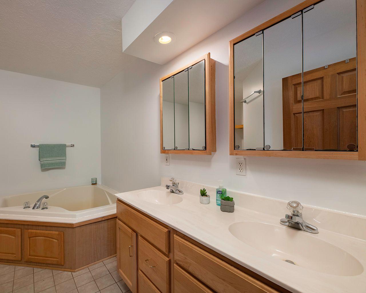 5301 Hixon Lake Road Rhinelander, WI 54501 - Photo 10 of 32 Gallery Image 10