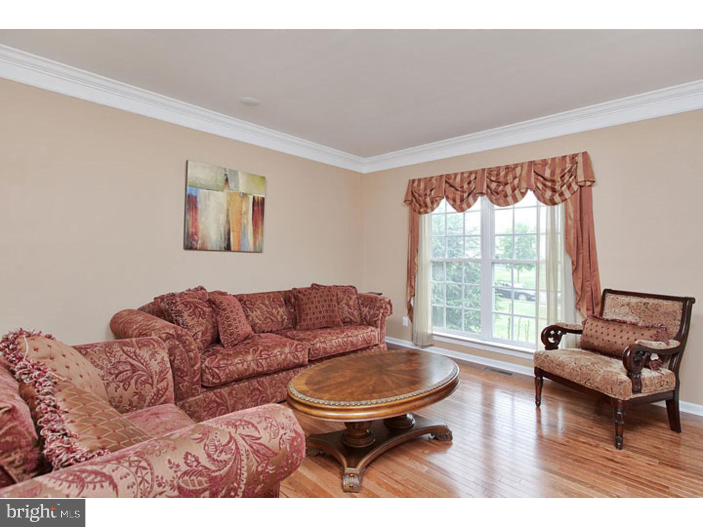 221 Hopkins Road Mickleton, NJ 08056 - Photo 9 of 25 Living Room