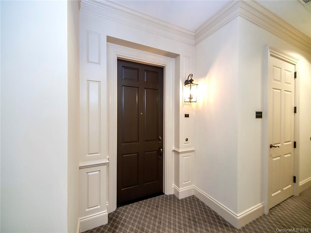 174 Cherokee Road Charlotte, NC 28207 - Photo 3 of 25 Gallery Image 3