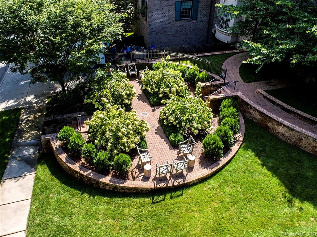 174 Cherokee Road Charlotte, NC 28207 - Photo 23 of 25 Gallery Image 23