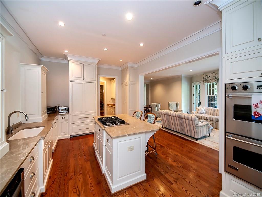 174 Cherokee Road Charlotte, NC 28207 - Photo 7 of 25 Gallery Image 7