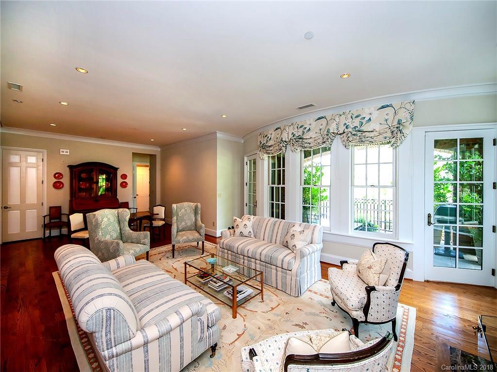 174 Cherokee Road Charlotte, NC 28207 - Photo 9 of 25 Gallery Image 9