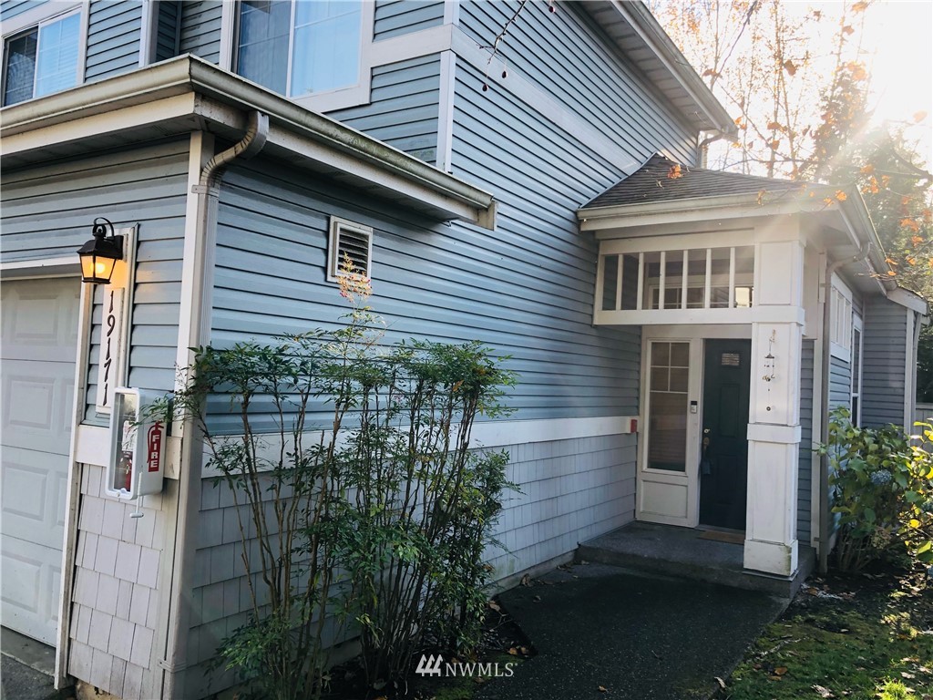 19171 110th Place Southeast Renton, WA 98055 - Photo 2 of 32 Gallery Image 2