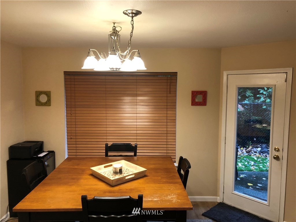19171 110th Place Southeast Renton, WA 98055 - Photo 8 of 32 Gallery Image 8