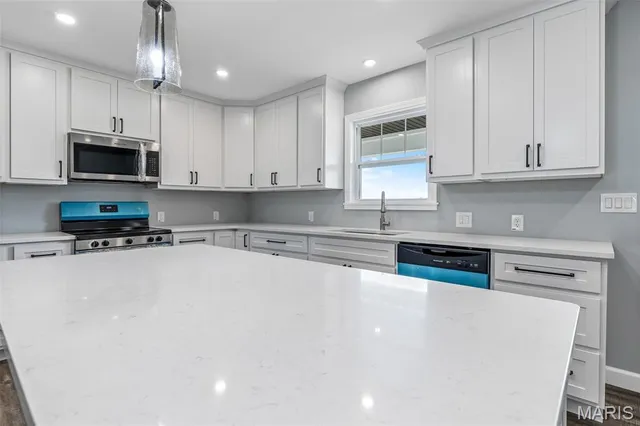 $329,000 | 208 Ariel Court, Desloge, MO 63601