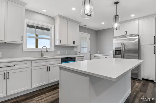 $329,000 | 208 Ariel Court, Desloge, MO 63601