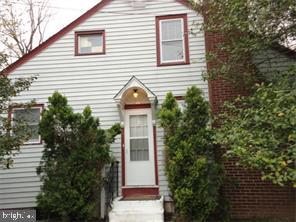 109 West Upper Ferry Road Trenton, NJ 08628 - Photo 3 of 7 Side Entry (used for studio)