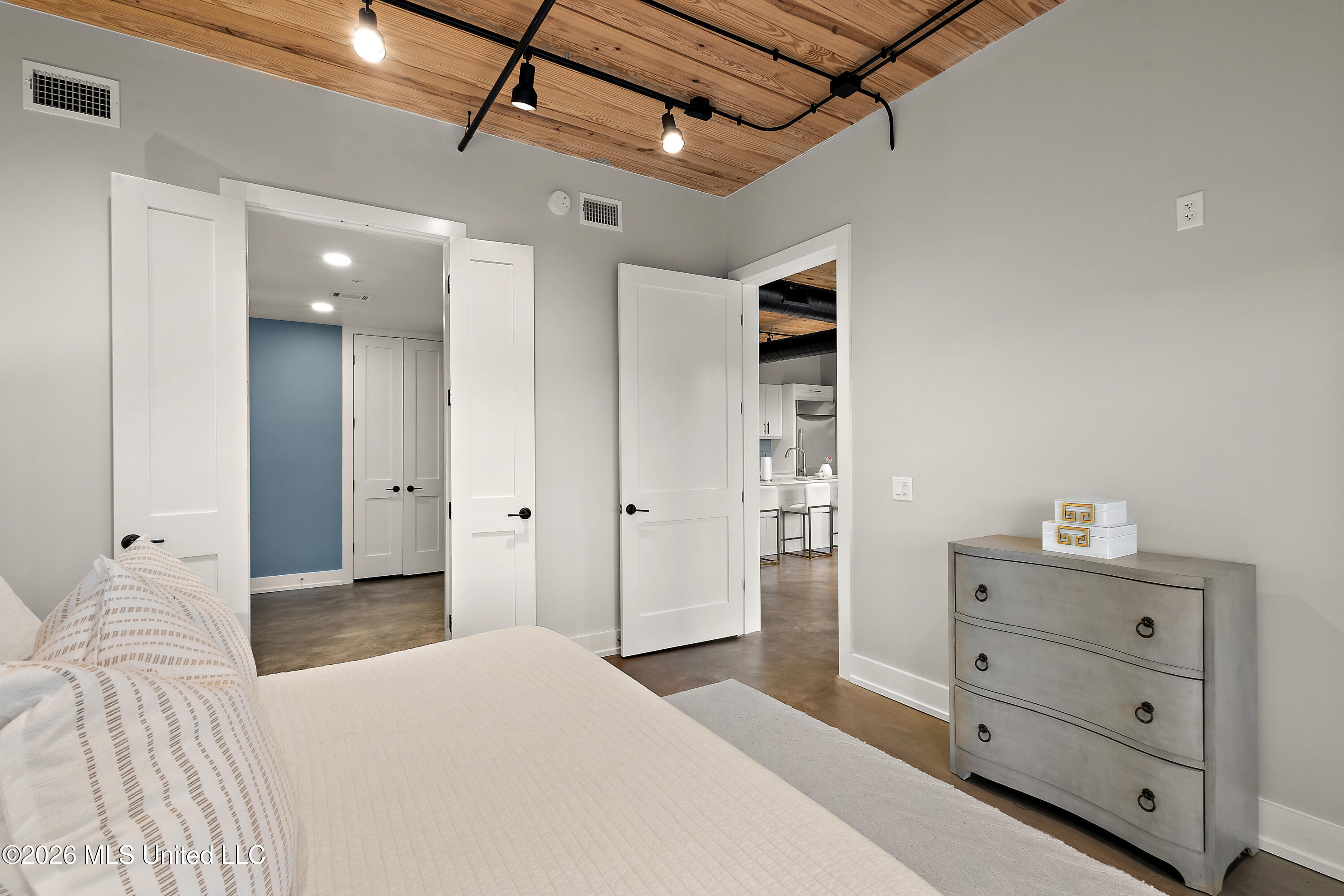 145 Republic Street, Unit 703 Madison, MS 39110 - Photo 16 of 39 26-HTP_2176