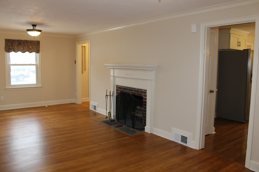 43 Mandalay Road Springfield, MA 01118 - Photo 11 of 30