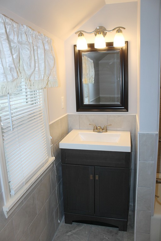 43 Mandalay Road Springfield, MA 01118 - Photo 22 of 30