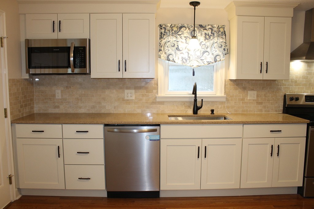43 Mandalay Road Springfield, MA 01118 - Photo 4 of 30