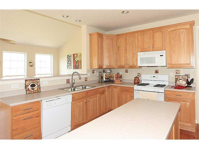 310 Buffalo Ridge Road Canonsburg, PA 15317 - Photo 5 of 18 Kitchen.