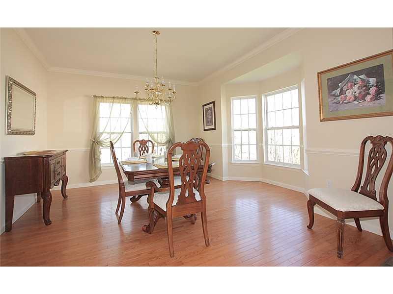 310 Buffalo Ridge Road Canonsburg, PA 15317 - Photo 8 of 18 Dining Room.