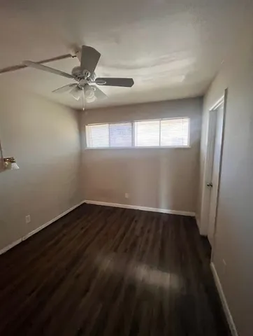 $899 | 3304 Red River Street, Unit 204, Austin, TX 78705