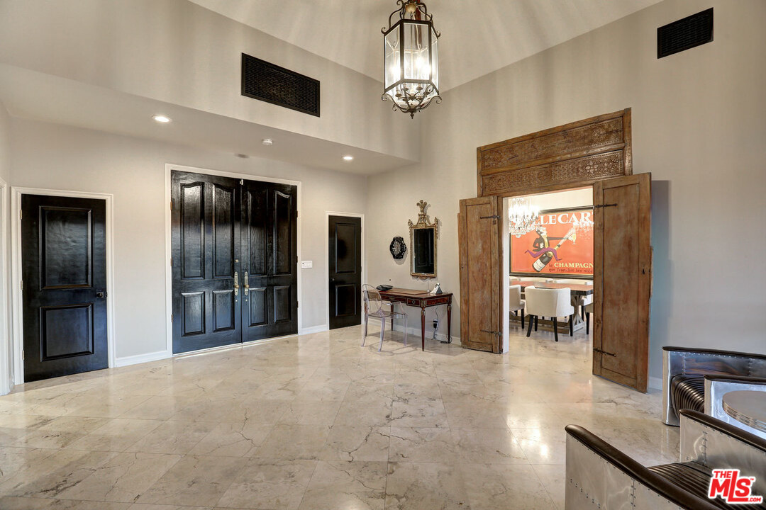 1111 Somera Road Los Angeles, CA 90077 - Photo 13 of 54