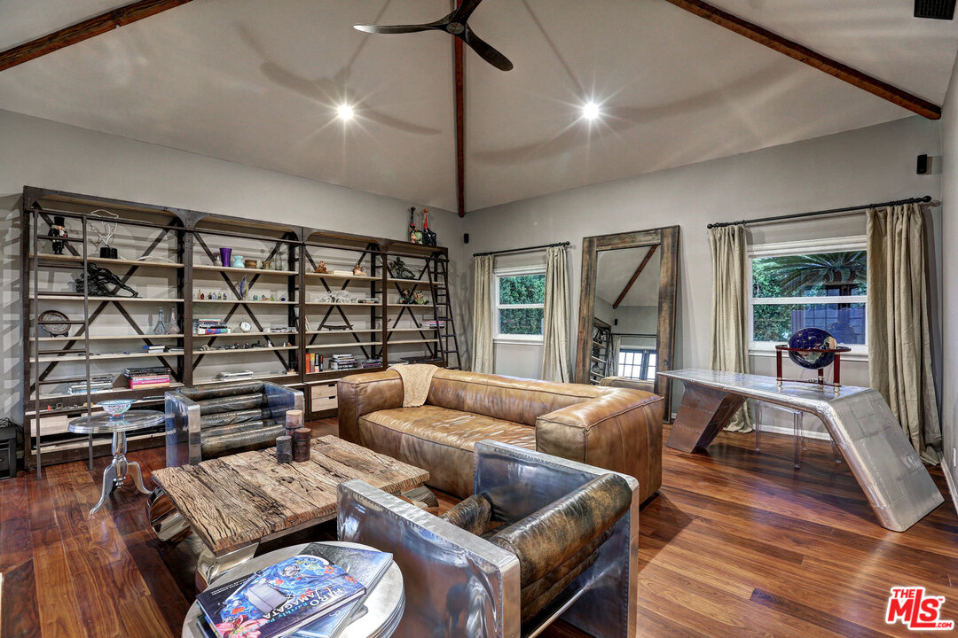 1111 Somera Road Los Angeles, CA 90077 - Photo 15 of 54