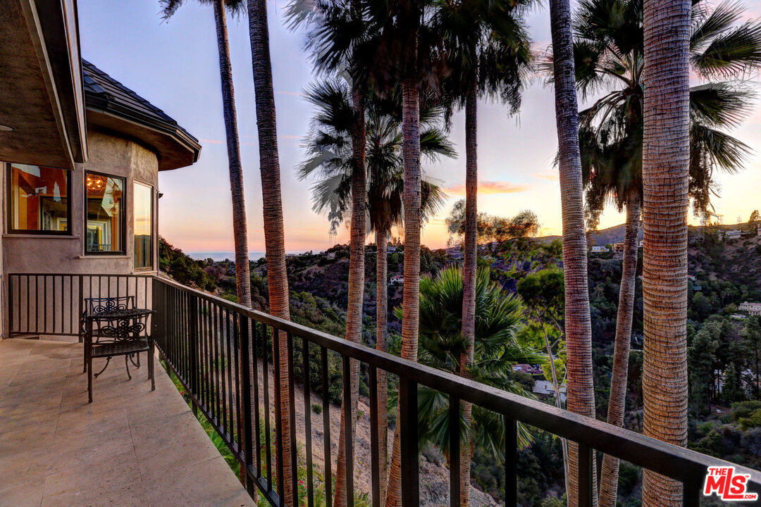 1111 Somera Road Los Angeles, CA 90077 - Photo 16 of 54