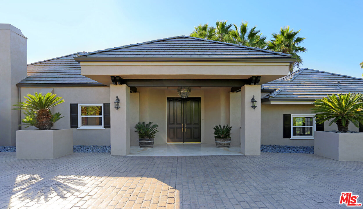 1111 Somera Road Los Angeles, CA 90077 - Photo 3 of 54