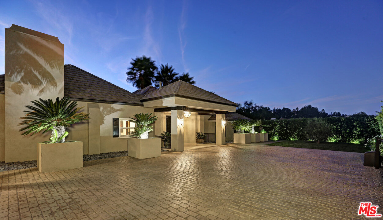1111 Somera Road Los Angeles, CA 90077 - Photo 5 of 54