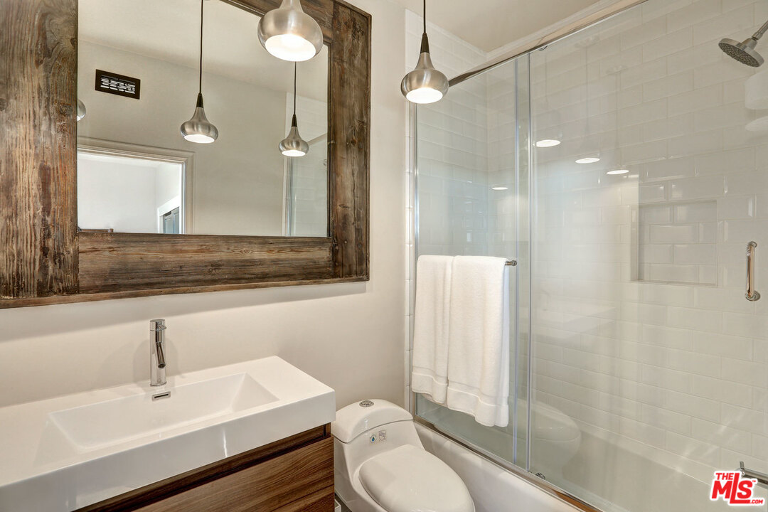 1111 Somera Road Los Angeles, CA 90077 - Photo 51 of 54
