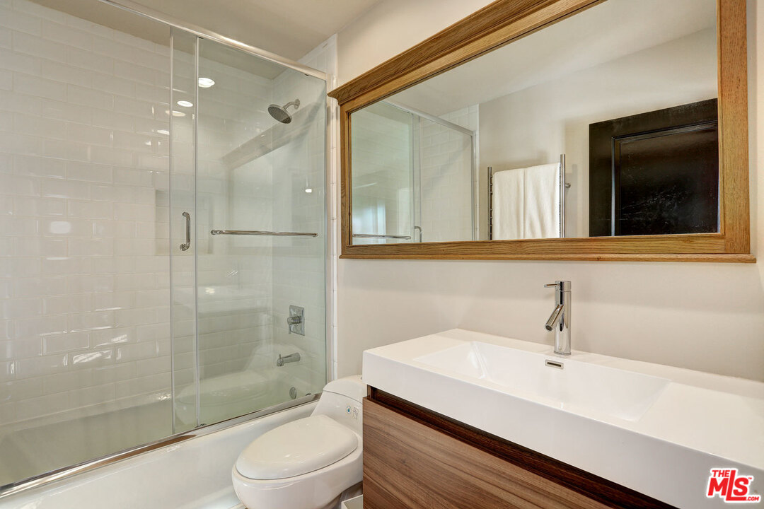 1111 Somera Road Los Angeles, CA 90077 - Photo 53 of 54