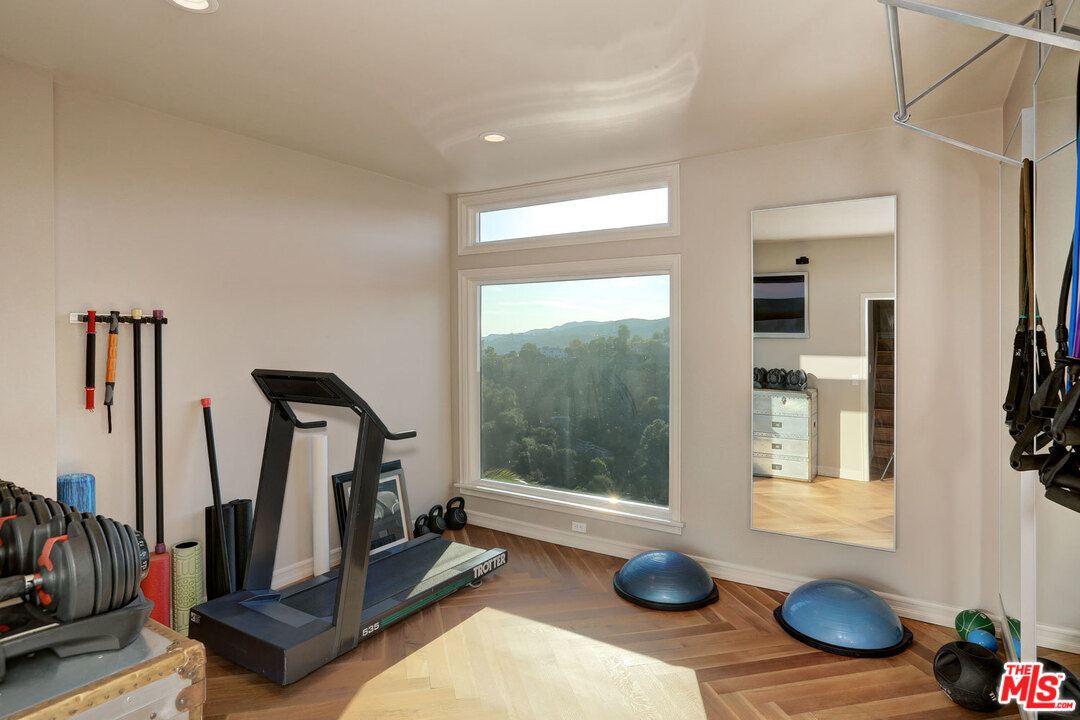 1111 Somera Road Los Angeles, CA 90077 - Photo 54 of 54