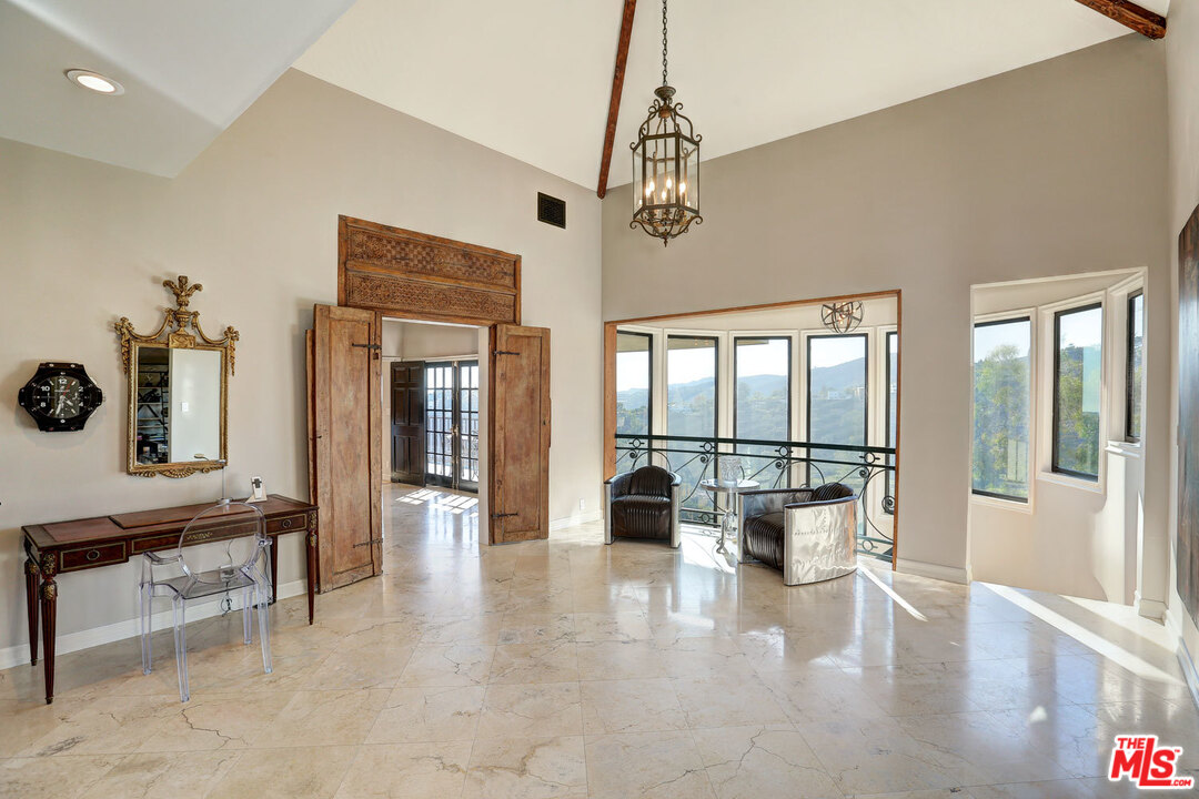 1111 Somera Road Los Angeles, CA 90077 - Photo 8 of 54