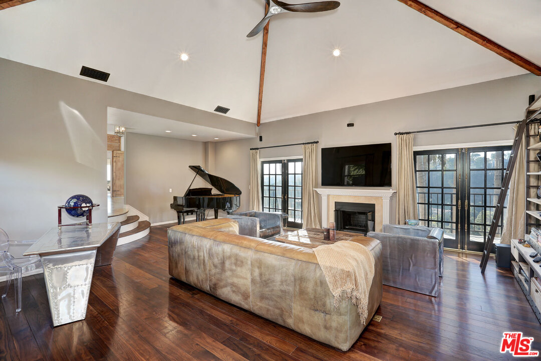 1111 Somera Road Los Angeles, CA 90077 - Photo 9 of 54