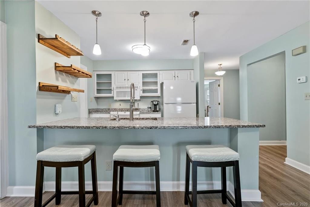 13822 Queens Harbor Road Charlotte, NC 28278 - Photo 11 of 48