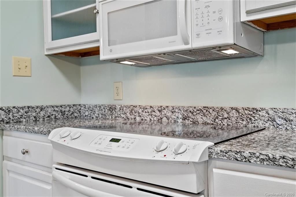 13822 Queens Harbor Road Charlotte, NC 28278 - Photo 16 of 48