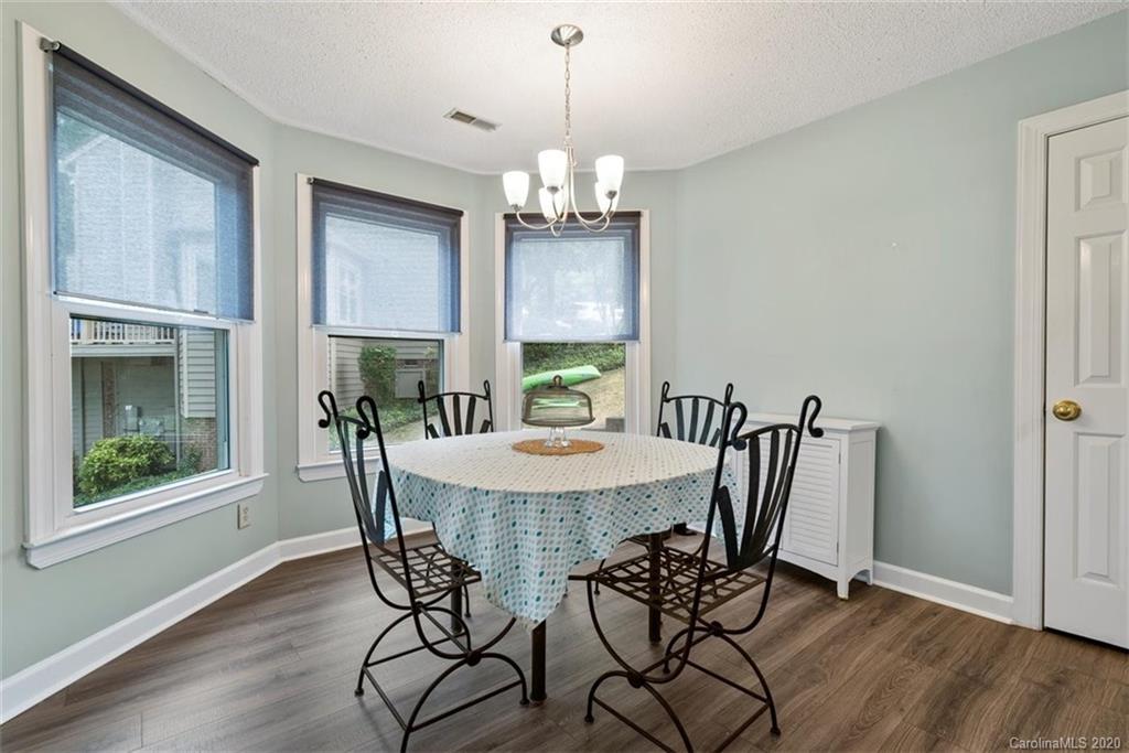 13822 Queens Harbor Road Charlotte, NC 28278 - Photo 18 of 48