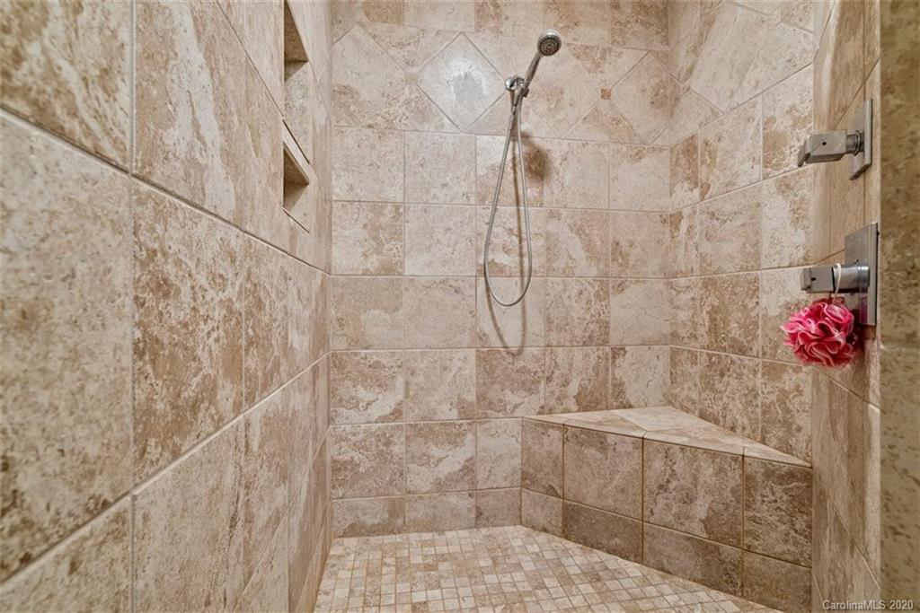 13822 Queens Harbor Road Charlotte, NC 28278 - Photo 27 of 48