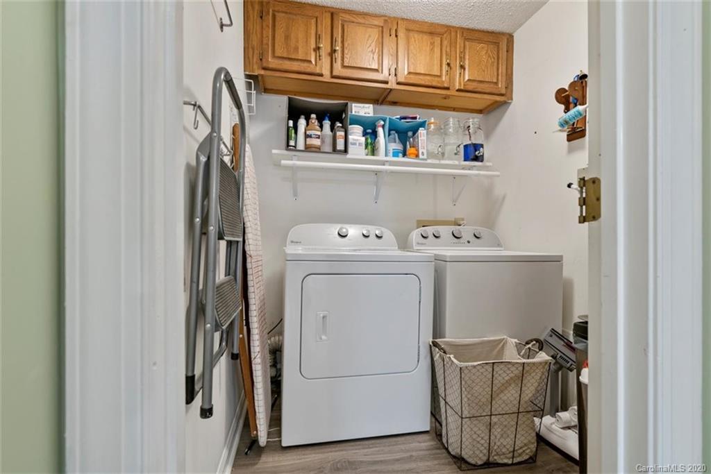 13822 Queens Harbor Road Charlotte, NC 28278 - Photo 28 of 48