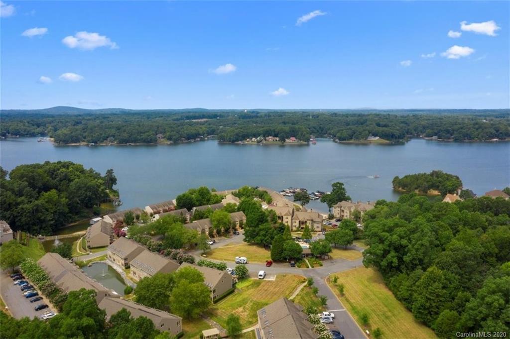 13822 Queens Harbor Road Charlotte, NC 28278 - Photo 42 of 48