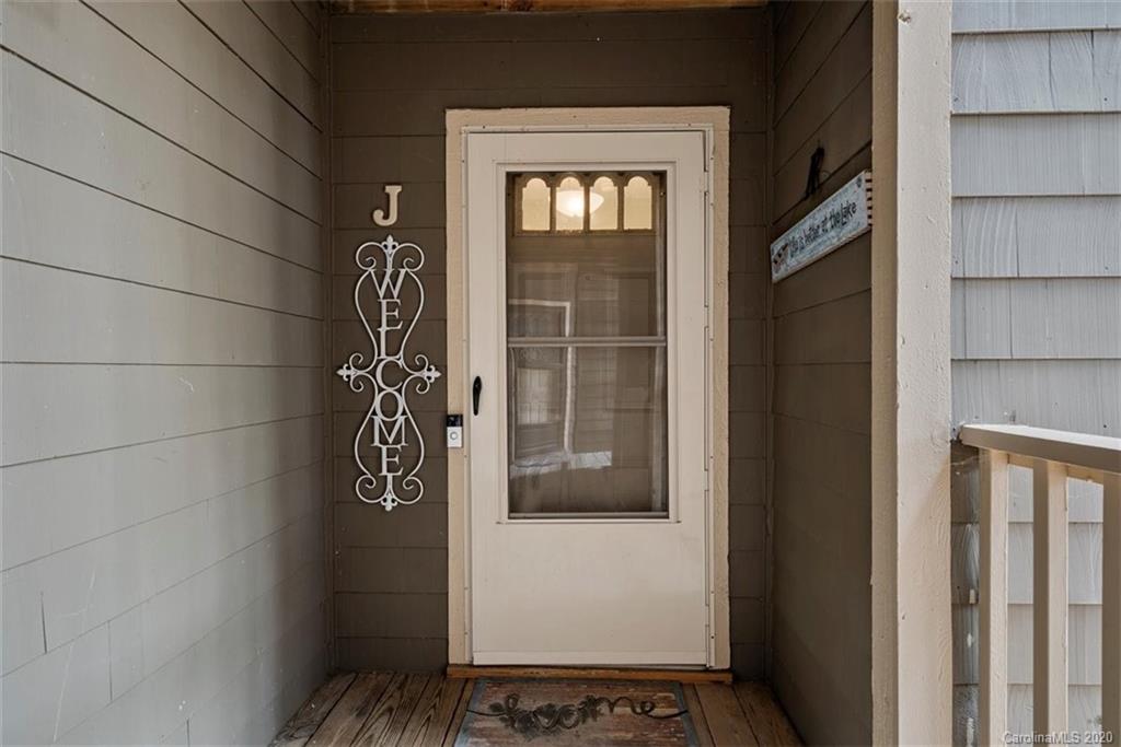 13822 Queens Harbor Road Charlotte, NC 28278 - Photo 8 of 48