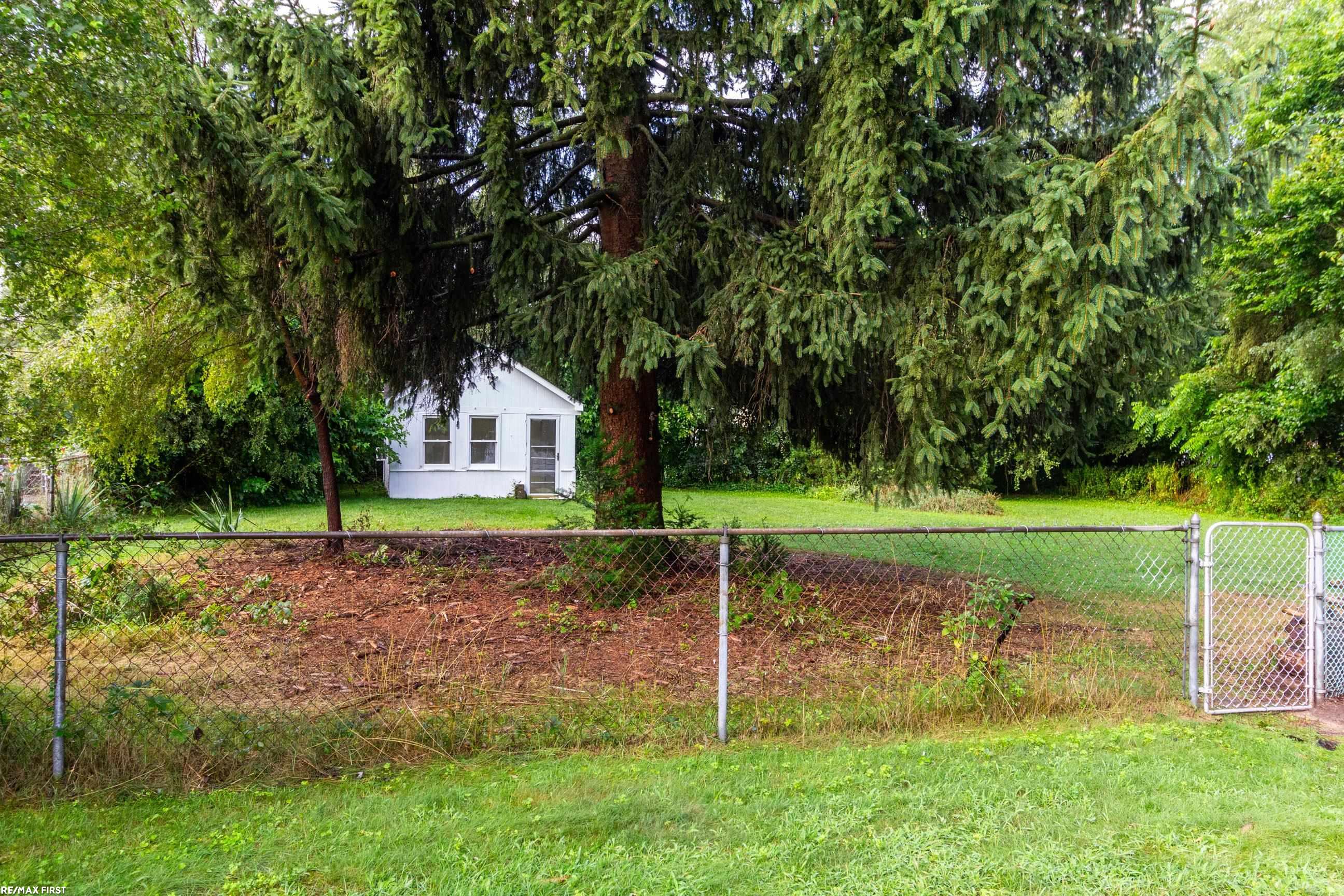 3880 24 Mile Road Utica, MI 48316 - Photo 12 of 43 50146887-4369c0ca-1865-4268-96a1-7a9d456dff6d.JPG