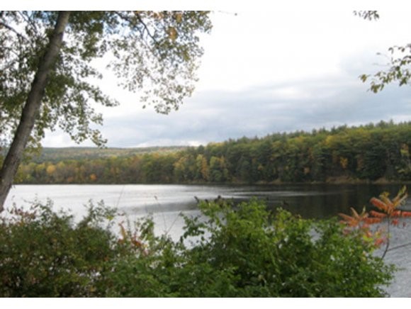 275 Connecticut River Road Springfield, VT 05156 - Photo 4 of 26