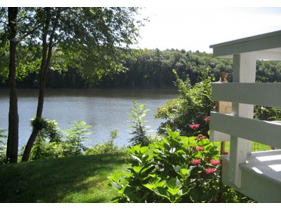 275 Connecticut River Road Springfield, VT 05156 - Photo 8 of 26