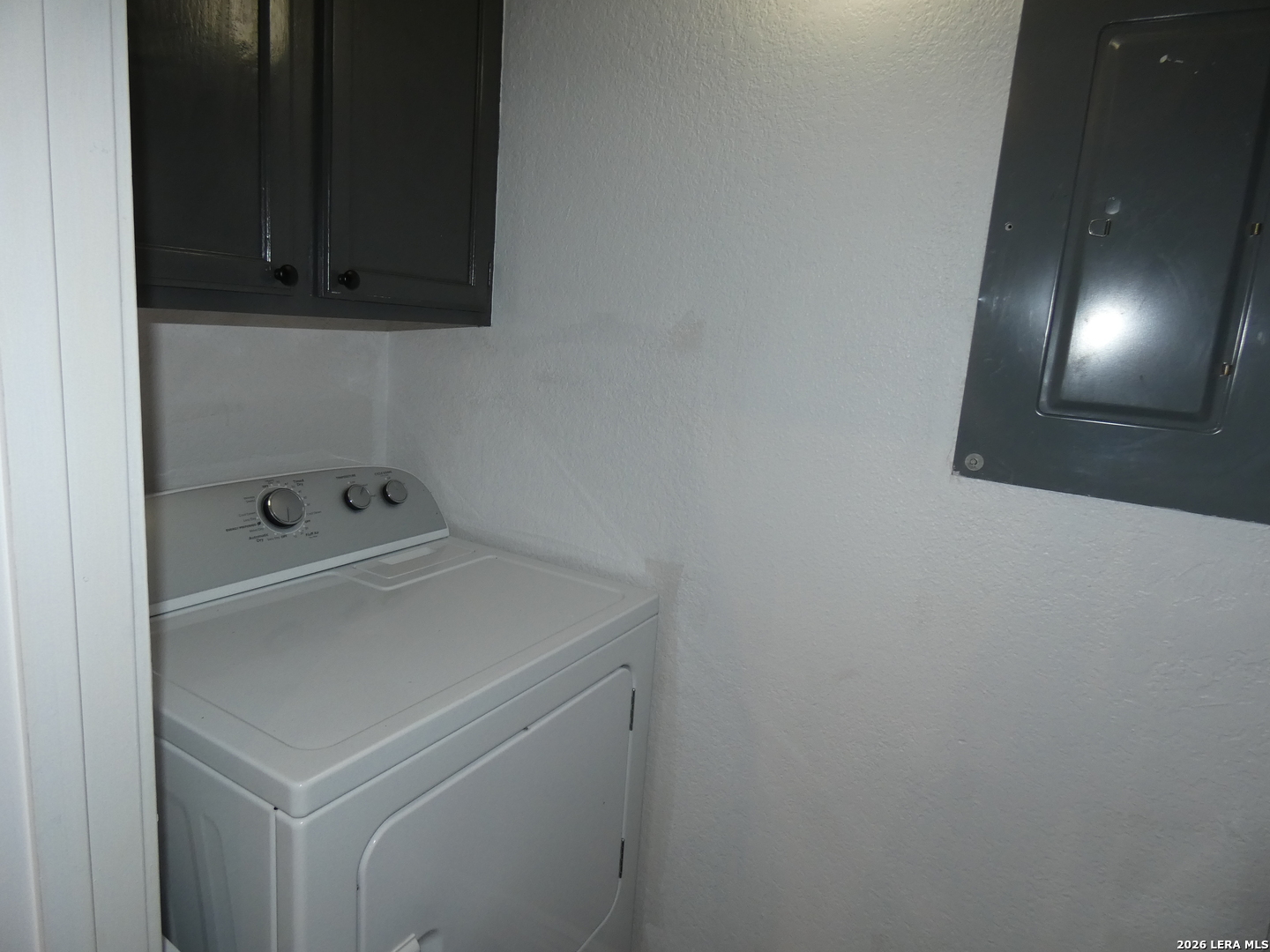 14745 Babcock Road, Unit 610 San Antonio, TX 78249 - Photo 19 of 32 a utility room with dryer and washer