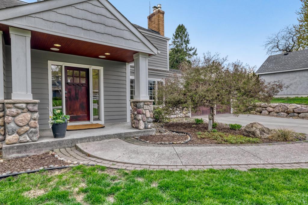 65 Interlachen Lane Excelsior, MN 55331 - Photo 24 of 33