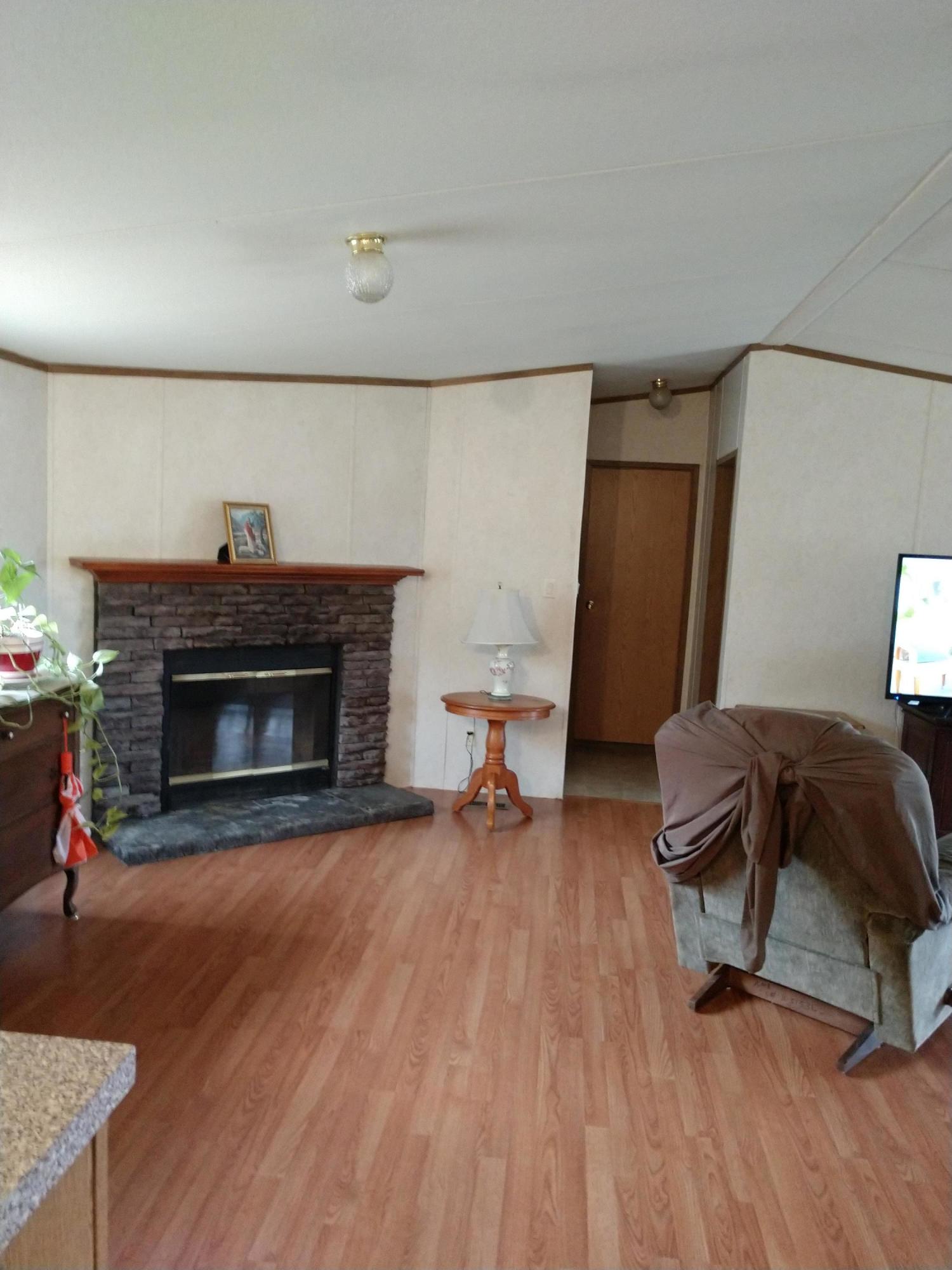 924 Chestnut Grove Road Dandridge, TN 37725 - Photo 16 of 24 Dinning room 1