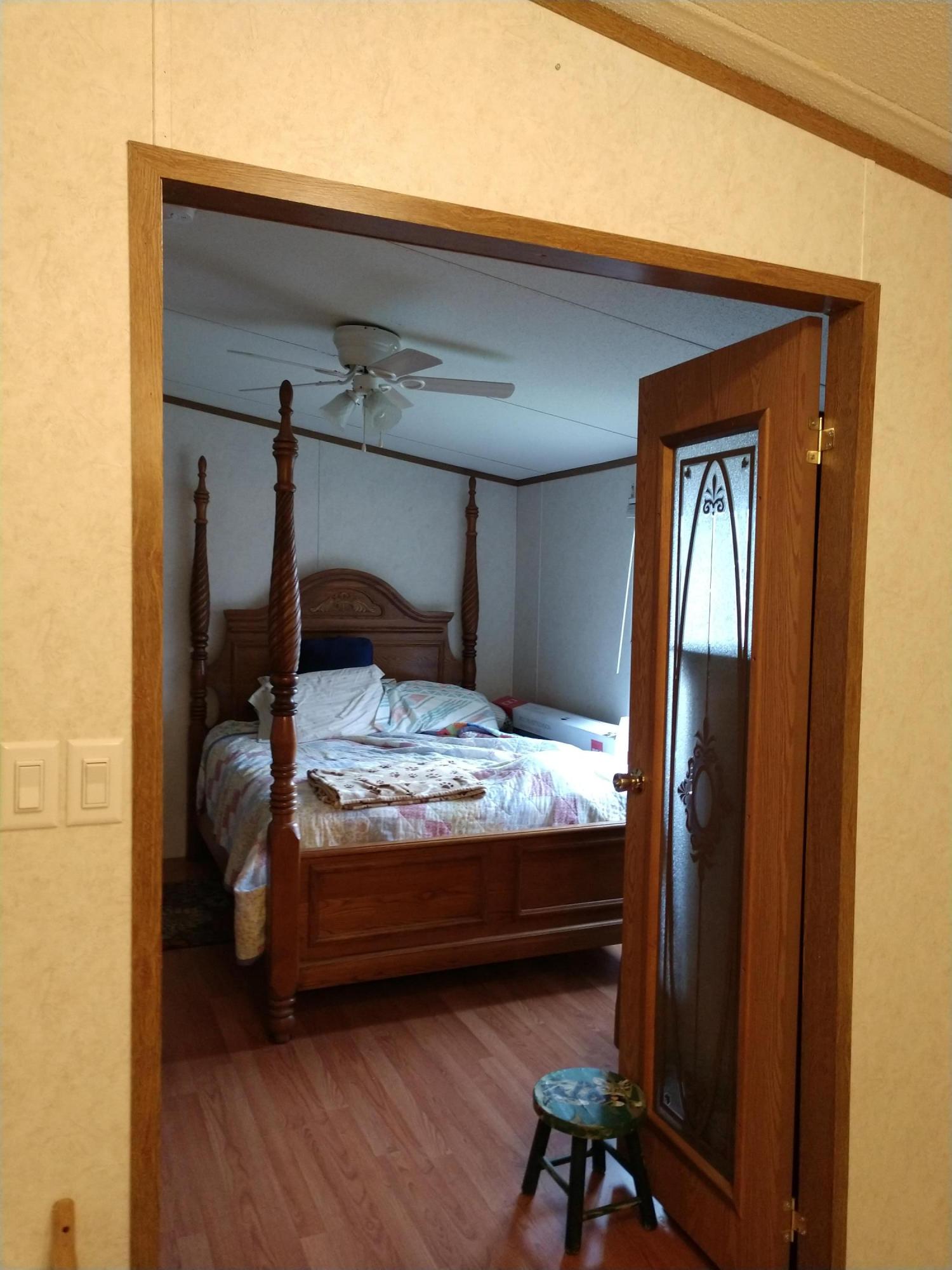 924 Chestnut Grove Road Dandridge, TN 37725 - Photo 23 of 24 Master Bed room 2