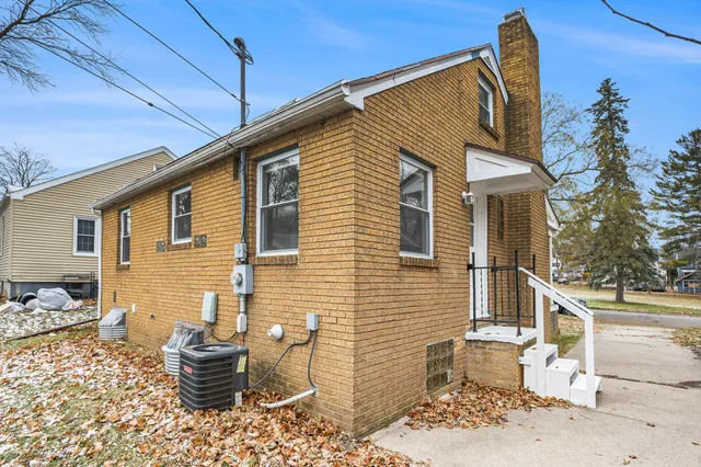 $179,000 | 1511 Pattengill Avenue, Lansing, MI 48910