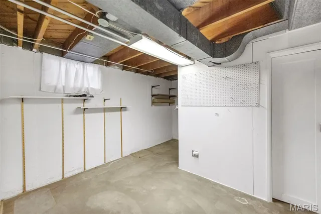 $285,000 | 7800 Murdoch Avenue, Shrewsbury, MO 63119