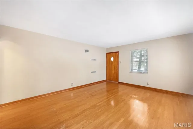 $285,000 | 7800 Murdoch Avenue, Shrewsbury, MO 63119