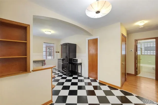 $285,000 | 7800 Murdoch Avenue, Shrewsbury, MO 63119