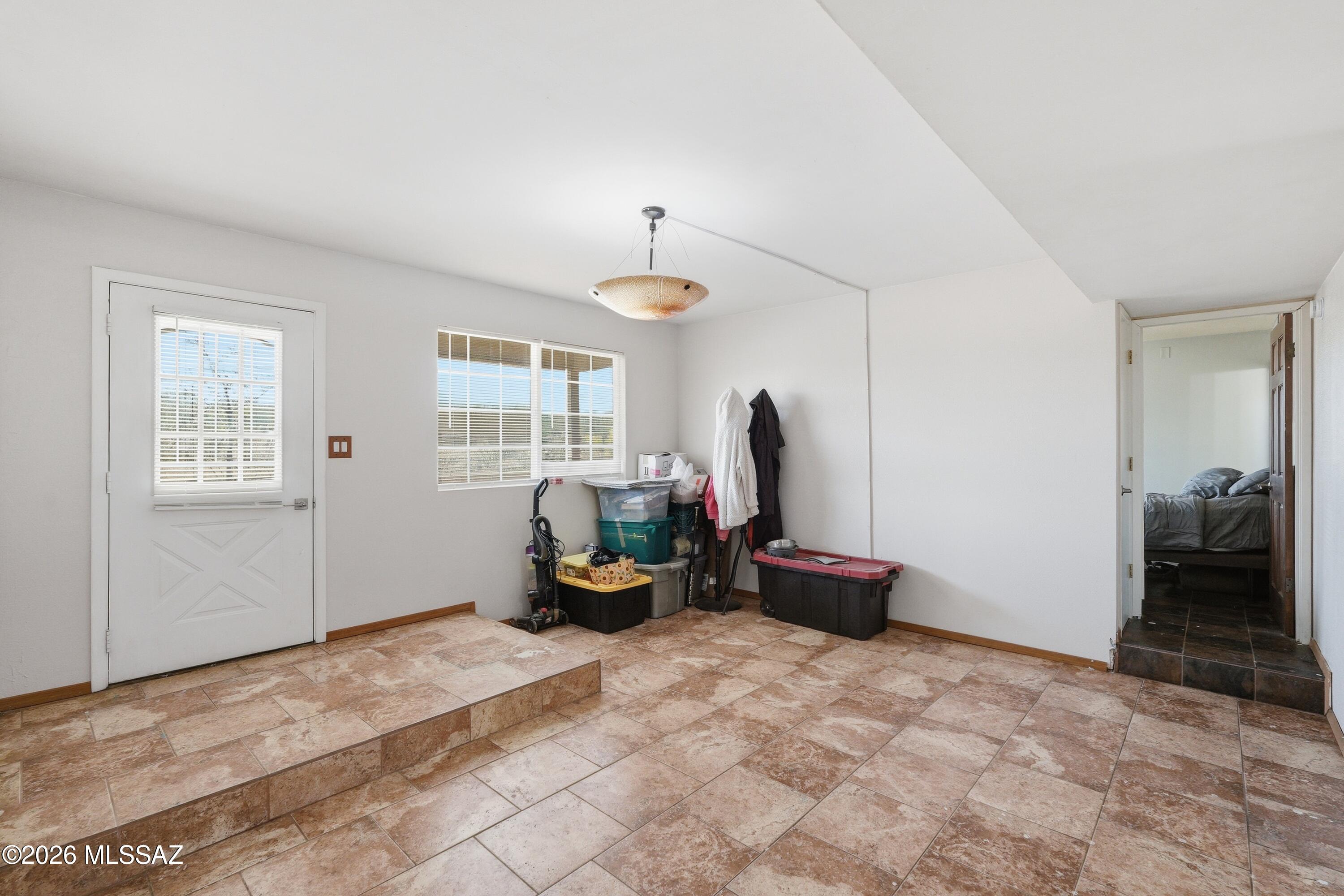 12010 West Hilltop Road Tucson, AZ 85736 - Photo 19 of 49
