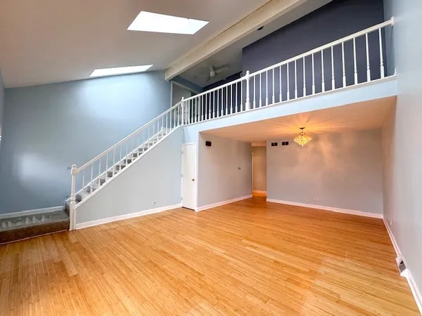 $2,950 | 7S362 Marion Way, Naperville, IL 60540