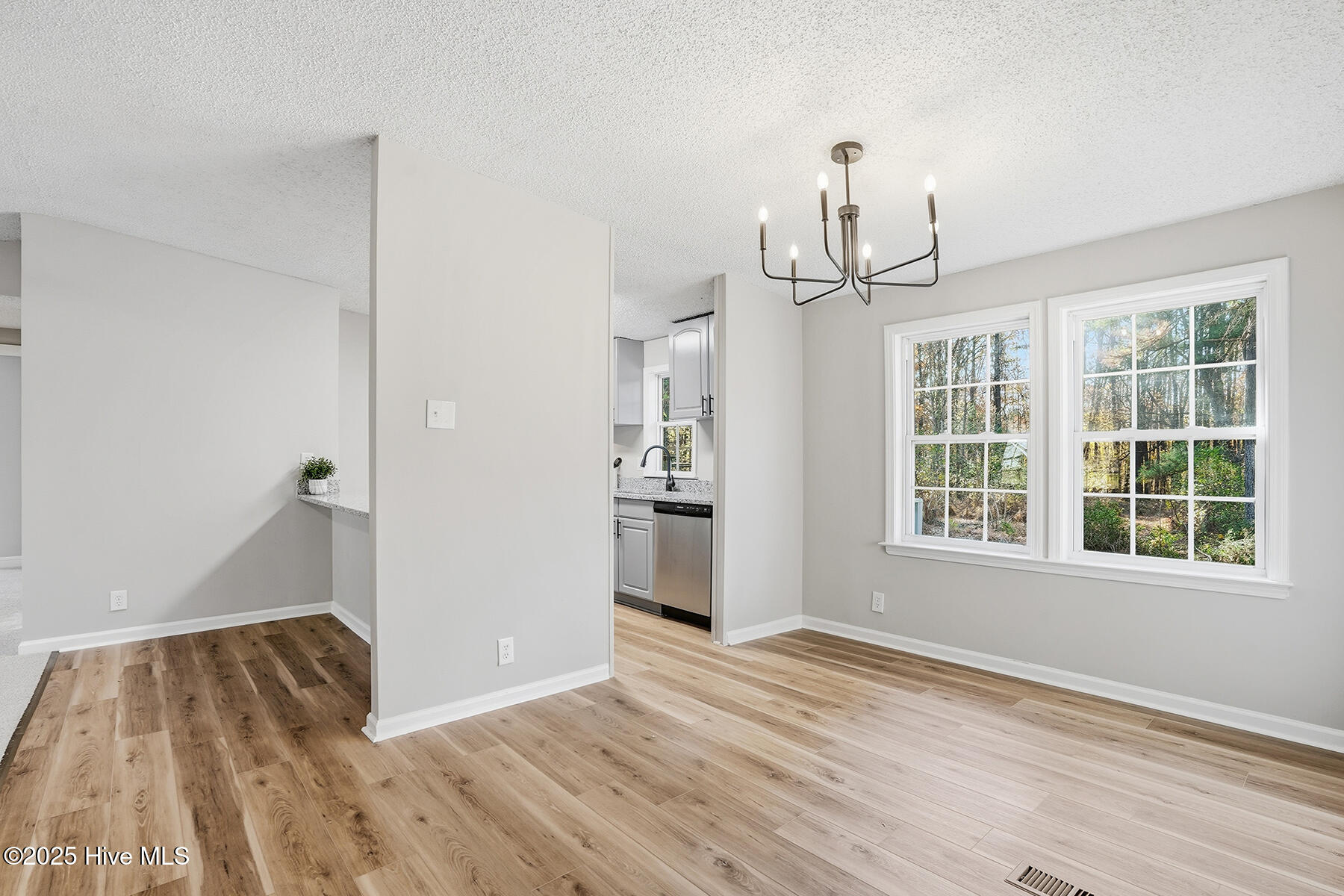 4062 Pine Tree Hollow Road Oxford, NC 27565 - Photo 9 of 27 Dinning