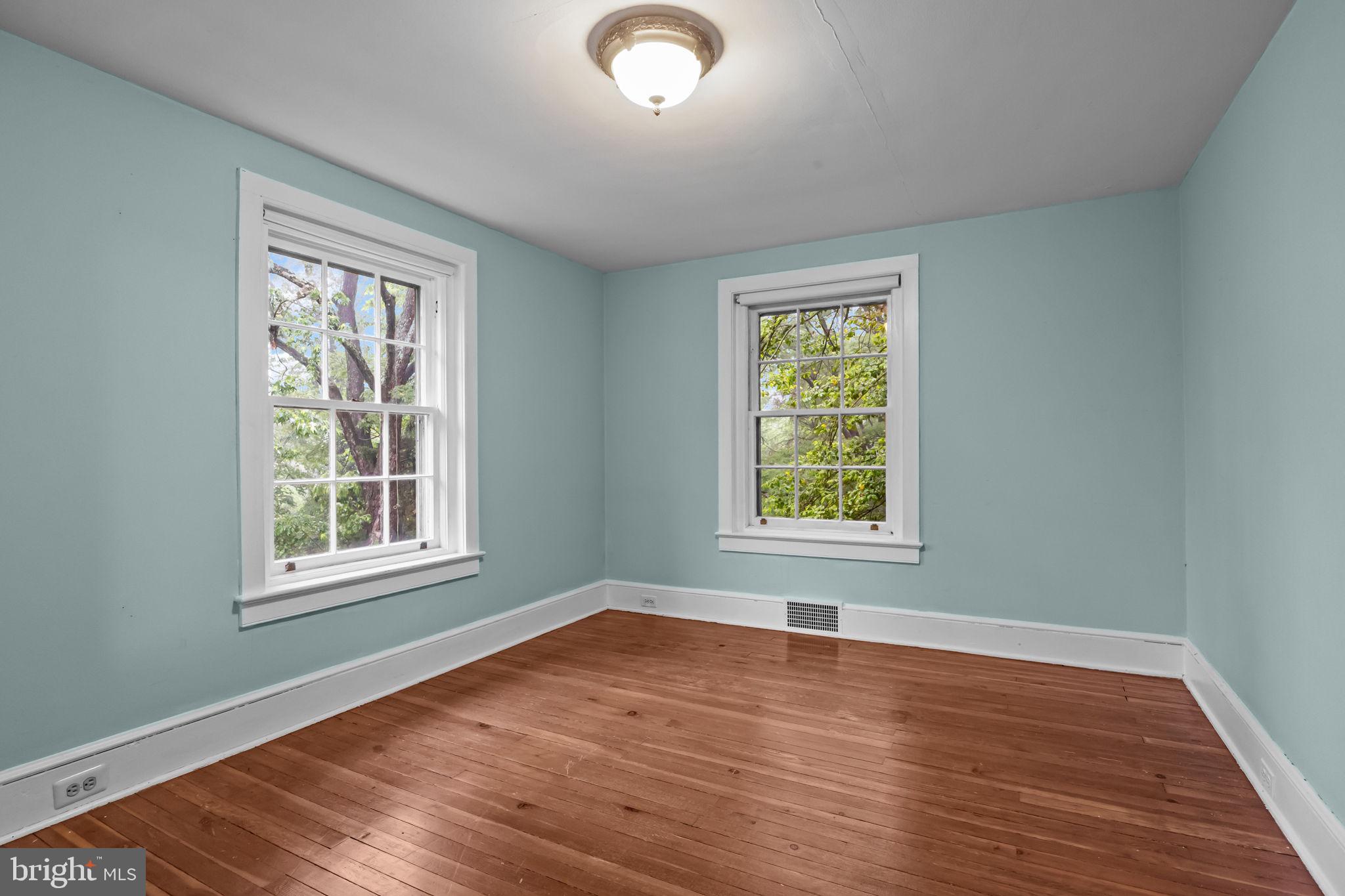 349 Eagle Road Newtown, PA 18940 - Photo 33 of 49 Gallery Image 33